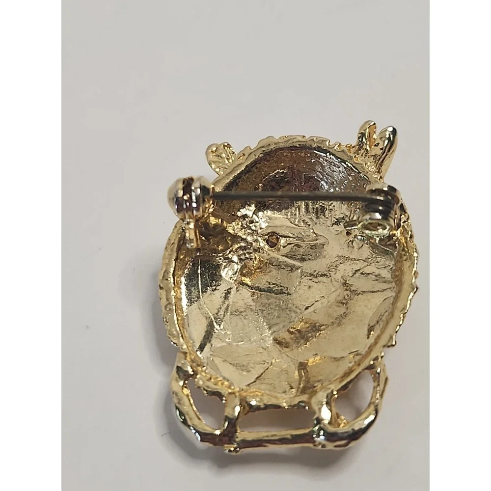 Vintage Goldtone Owl Brooch Red Rhinestone Eyes 1.25
